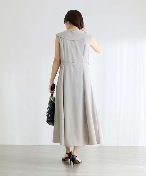La TOTALITE(ラトータリテ)の「【洗える】セーラーカラーワンピース(ワンピース・レディース・ネイビー/ベージュ・38/36)」の4枚目の写真