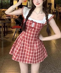 レッドチェック ガーリー フリルスリーブ ワンピース スクエアネック ハイウエスト A ライン コーデ 2026 夏