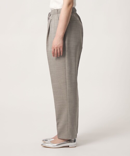 A DAY IN THE LIFE UNITED ARROWS(アデイインザライフユナイテッドアローズ)の「スラブツイル イージーテーパードパンツ ‐ウォッシャブル‐<A DAY IN THE LIFE>(その他パンツ・レディース・ネイビー/ダークグレー/オレンジ/ベージュ・M/S)」の8枚目の写真