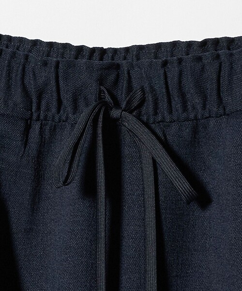 A DAY IN THE LIFE UNITED ARROWS(アデイインザライフユナイテッドアローズ)の「スラブツイル イージーテーパードパンツ ‐ウォッシャブル‐<A DAY IN THE LIFE>(その他パンツ・レディース・ネイビー/ダークグレー/オレンジ/ベージュ・M/S)」の16枚目の写真