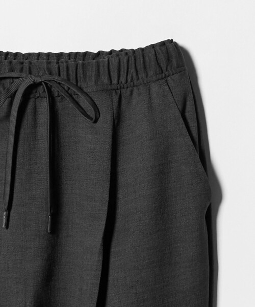 A DAY IN THE LIFE UNITED ARROWS(アデイインザライフユナイテッドアローズ)の「スラブツイル イージーテーパードパンツ ‐ウォッシャブル‐<A DAY IN THE LIFE>(その他パンツ・レディース・ネイビー/ダークグレー/オレンジ/ベージュ・M/S)」の18枚目の写真