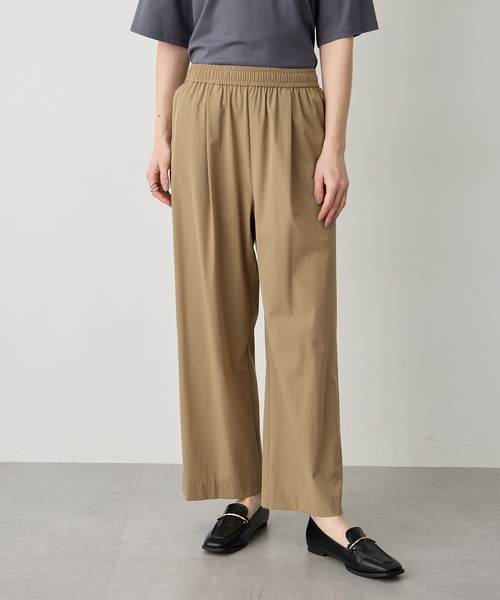 LE SOUK HOLIDAY(ルスークホリデー)の「ストレッチストレートタックパンツ【接触冷感・ウエストゴム】(その他パンツ・レディース・ネイビー/ベージュ/オフホワイト・M/L)」の5枚目の写真