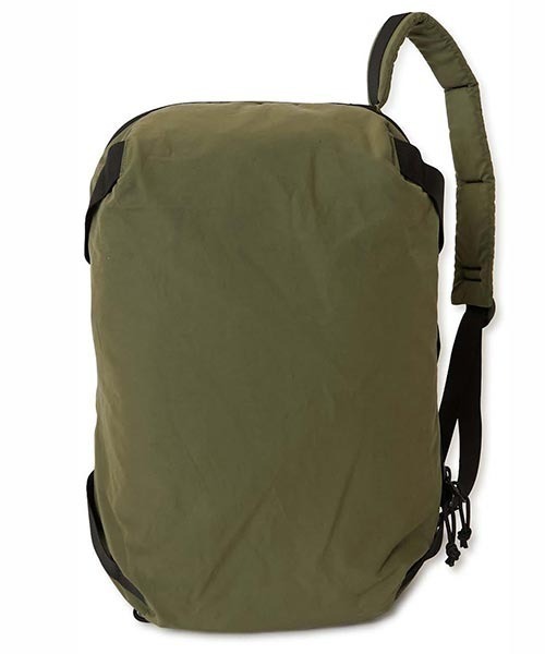HIGH! STANDARD(ハイスタンダード)の「MT. RAINIER DESIGN × HIGH! STANDARD /SIXTY FORTY コンパクト ショルダーバッグ(ショルダーバッグ・メンズ・ブラック/グレー/ダークオリーブ/Moca・ONE SIZE)」の4枚目の写真