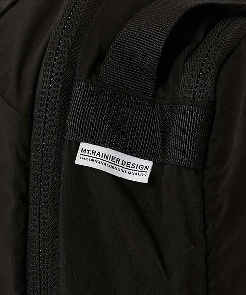 HIGH! STANDARD(ハイスタンダード)の「MT. RAINIER DESIGN × HIGH! STANDARD /SIXTY FORTY コンパクト ショルダーバッグ(ショルダーバッグ・メンズ・ブラック/グレー/ダークオリーブ/Moca・ONE SIZE)」の8枚目の写真