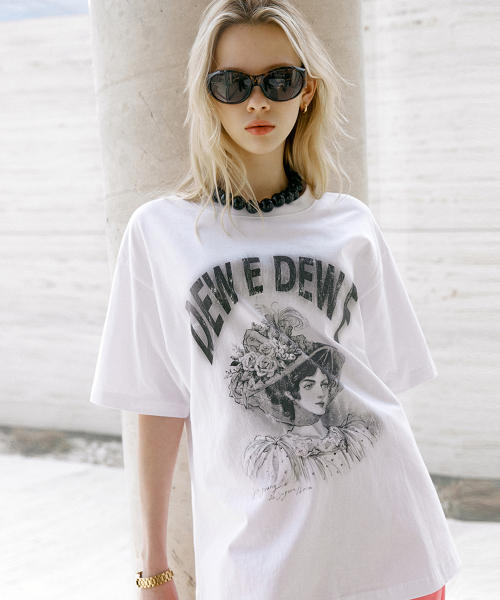 DEWEDEWE(デュイデュイ)の「レディースグラフィックトップ(2カラー)(Tシャツ/カットソー・レディース・グレー/ホワイト・FREE)」の3枚目の写真