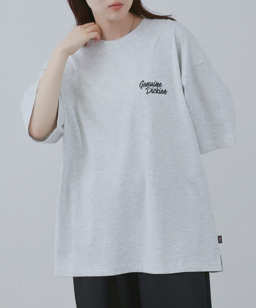 Dickies(ディッキーズ)の「【GENUINE Dickies/ ジェニュインディッキーズ】 ロゴ刺繍 ツアー風プリントTシャツ(Tシャツ/カットソー・メンズ・オートミール/サックスブルー系・M/L/XL)」の3枚目の写真