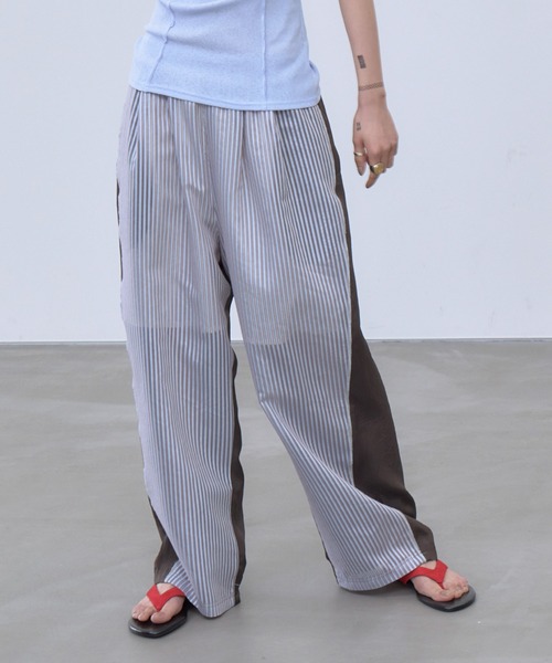 THINGS THAT MATTER(シングス ザット マター)の「SHEER STRIPE EASY PANTS / シアー ストライプ イージー パンツ(その他パンツ・レディース・ブラック/サックスブルー/イエロー・FREE)」の14枚目の写真