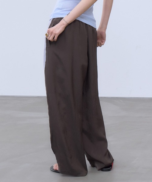 THINGS THAT MATTER(シングス ザット マター)の「SHEER STRIPE EASY PANTS / シアー ストライプ イージー パンツ(その他パンツ・レディース・ブラック/サックスブルー/イエロー・FREE)」の16枚目の写真