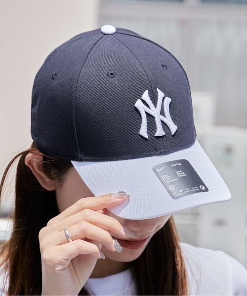 NIKE（ナイキ）の「NIKE/ナイキ DRI-FIT CLUB STRUCTURED CAP カーブバイザー ブランドロゴ キャップ メンズ 2026年 夏 夏服（キャップ・メンズ・ホワイト/ブラウン/ブルー/ブラウン系/ブルー系/ブルー系1/ブルー系2/ブルー系3/ブルー系4・M/L）」の9枚目の写真