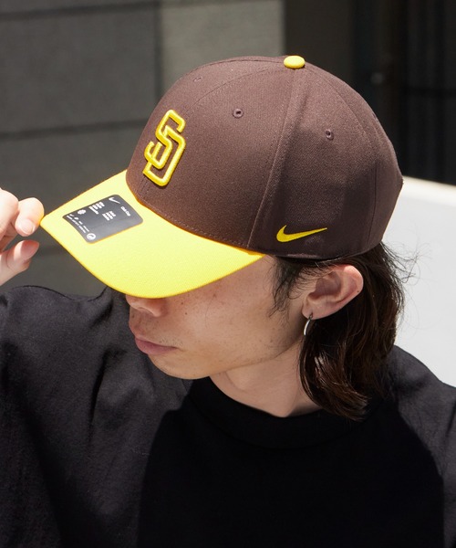 NIKE（ナイキ）の「NIKE/ナイキ DRI-FIT CLUB STRUCTURED CAP カーブバイザー ブランドロゴ キャップ メンズ 2026年 夏 夏服（キャップ・メンズ・ホワイト/ブラウン/ブルー/ブラウン系/ブルー系/ブルー系1/ブルー系2/ブルー系3/ブルー系4・M/L）」の3枚目の写真