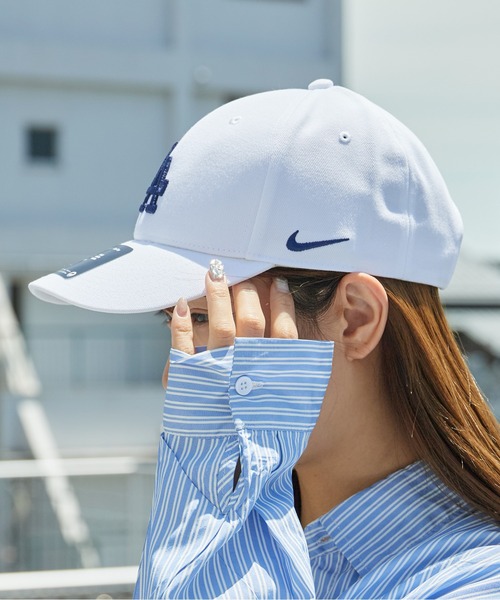 NIKE（ナイキ）の「NIKE/ナイキ DRI-FIT CLUB STRUCTURED CAP カーブバイザー ブランドロゴ キャップ メンズ 2026年 夏 夏服（キャップ・メンズ・ホワイト/ブラウン/ブルー/ブラウン系/ブルー系/ブルー系1/ブルー系2/ブルー系3/ブルー系4・M/L）」の2枚目の写真