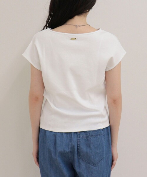 fredy emue(フレディエミュ)の「アシメデザインカットソーブラウス(Tシャツ/カットソー・レディース・オフホワイト/ベージュ/チャコールグレー/サックスブルー・38)」の17枚目の写真