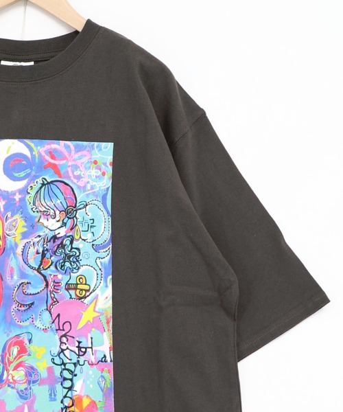 ScoLar（スカラー）の「162676：【イラスト募集】オアシスの夢柄Tシャツ（Tシャツ/カットソー・レディース・オフホワイト/チャコールグレー・M）」の15枚目の写真