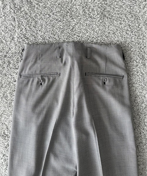 KAIKO(カイコー)の「KAIKO Wool wide slacks(スラックス・メンズ・チェック/グレー系その他/ストライプ・2/1)」の8枚目の写真