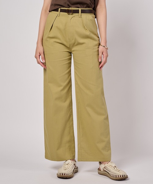 Eddie Bauer(エディーバウアー)の「ポリッシュド チノパンツ(チノパンツ・レディース・アイボリー/ベビーピンク/オリーブ・M/S/XL/L)」の2枚目の写真