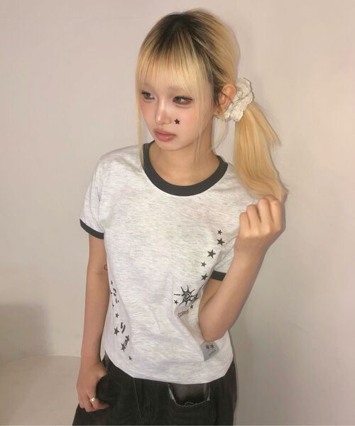 COIRIS(コイリス)の「ホタルレタリング配色リンガー半袖Tシャツ(2カラー)(Tシャツ/カットソー・レディース・ライトグレー/ネイビー・FREE)」の16枚目の写真