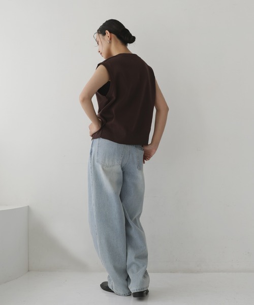 hellam(へラム)の「シャツ切り替えノースリーブカーディガン(カーディガン/ボレロ・レディース・ブラック/ブラウン/チャコール/アイボリー・FREE)」の14枚目の写真