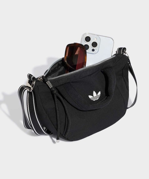 adidas（アディダス）の「アディダス オリジナルス クロワッサン バッグ / アディダス adidas（バックパック/リュック・レディース・ブラック・FREE）」の4枚目の写真