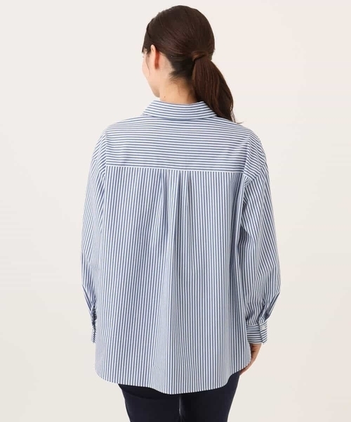 MK MICHEL KLEIN（エムケーミッシェルクラン）の「[防シワ/洗える]コットン混ベーシックシャツ（ストライプ）（シャツ/ブラウス・レディース・ブルー/ライトグレー・38）」の17枚目の写真