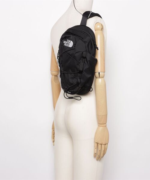 THE NORTH FACE(ザノースフェイス)の「【THE NORTH FACE/ザノースフェイス】BOREALIS SLING BAG ボレアリス スリングバッグ ワンショルダーバッグ ボディバッグ ユニセックス(ショルダーバッグ・レディース・ブラック/グレー・ONE SIZE)」の6枚目の写真