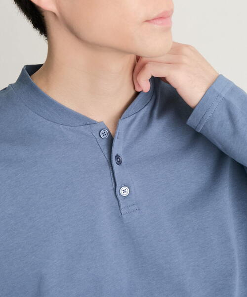 MONO-MART(モノマート)の「【EASY COMFORTシリーズ】USAコットン ベーシック コンパクトフィット ヘンリーネック長袖Tシャツ<UVカット>(Tシャツ/カットソー・メンズ・ブラック/ワイン系/ダークグレー/ブラウン系/グレイッシュブルー/オリーブ/ライトグレー/ホワイト・XL/L/M/S)」の16枚目の写真