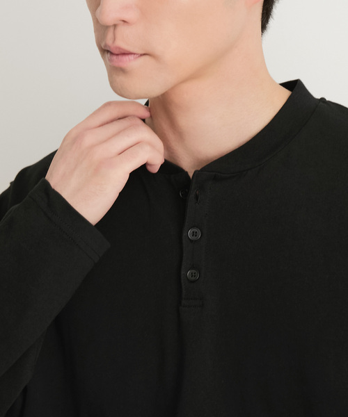 MONO-MART(モノマート)の「【EASY COMFORTシリーズ】USAコットン ベーシック コンパクトフィット ヘンリーネック長袖Tシャツ<UVカット>(Tシャツ/カットソー・メンズ・ブラック/ワイン系/ダークグレー/ブラウン系/グレイッシュブルー/オリーブ/ライトグレー/ホワイト・XL/L/M/S)」の14枚目の写真