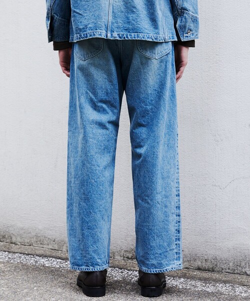 UNITED TOKYO(ユナイテッドトウキョウ)の「【数量限定】13oz SELVEDGE DENIM ストレートパンツ(デニムパンツ・メンズ・ライトブルー/ダークインディゴブルー・1/2)」の21枚目の写真
