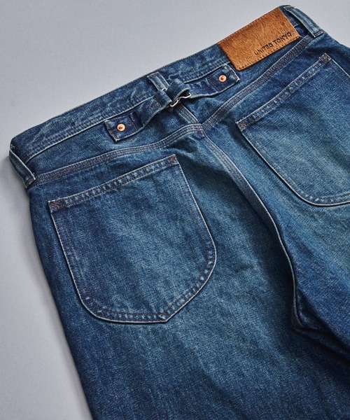 UNITED TOKYO(ユナイテッドトウキョウ)の「【数量限定】13oz SELVEDGE DENIM ストレートパンツ(デニムパンツ・メンズ・ライトブルー/ダークインディゴブルー・1/2)」の12枚目の写真
