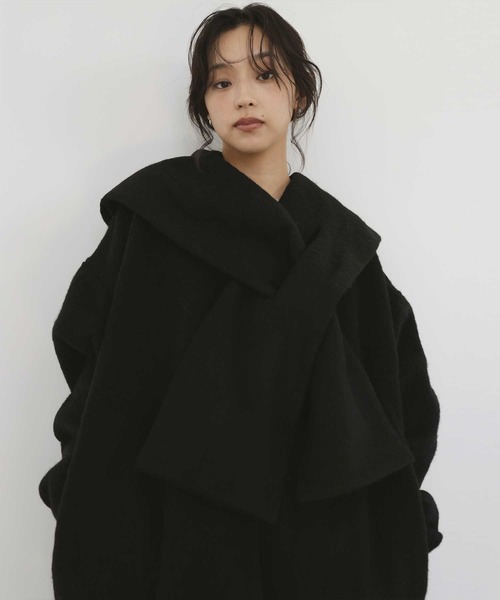  hellam（へラム）の「フードマフラー付きシャギーコート（ノーカラーコート・レディース・ブラック/アイボリー/ブルー/ブラウン・FREE）」の2枚目の写真