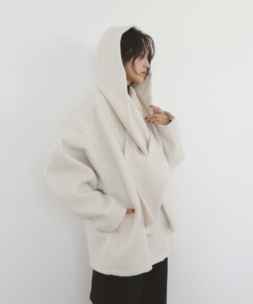  hellam（へラム）の「フードマフラー付きシャギーコート（ノーカラーコート・レディース・ブラック/アイボリー/ブルー/ブラウン・FREE）」の13枚目の写真