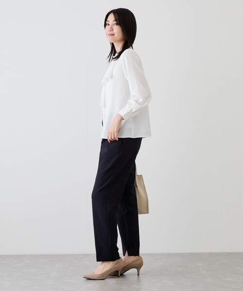 Jayro(ジャイロ)の「2WAYタイ付きラッフルフリルブラウス(シャツ/ブラウス・レディース・ネイビー/ホワイト系その他6/ホワイト系その他・M)」の8枚目の写真