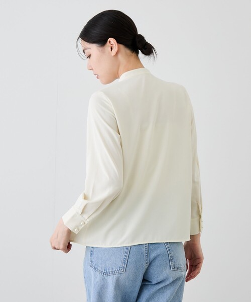 Jayro(ジャイロ)の「2WAYタイ付きラッフルフリルブラウス(シャツ/ブラウス・レディース・ネイビー/ホワイト系その他6/ホワイト系その他・M)」の15枚目の写真
