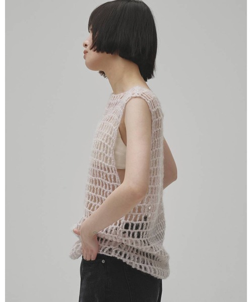 TODAYFUL（トゥデイフル）の「Mohair Mesh Vest 12620503（ベスト・レディース・チャコールグレー/オフホワイト/ピンク/ライトグリーン・FREE）」の15枚目の写真