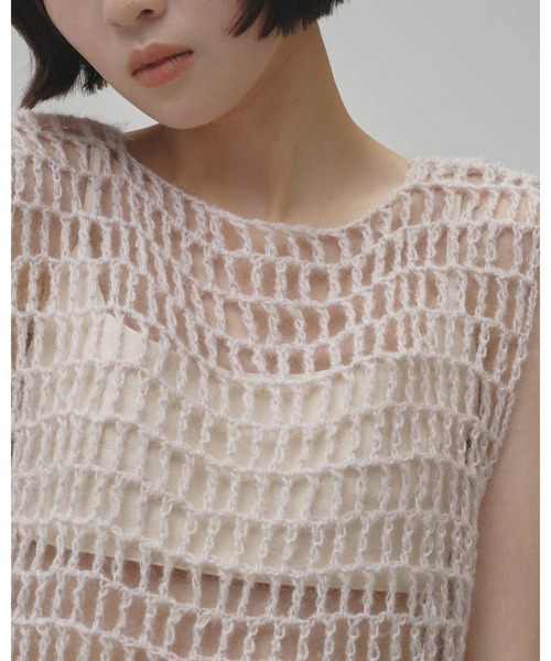 TODAYFUL（トゥデイフル）の「Mohair Mesh Vest 12620503（ベスト・レディース・チャコールグレー/オフホワイト/ピンク/ライトグリーン・FREE）」の9枚目の写真