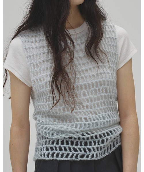 TODAYFUL（トゥデイフル）の「Mohair Mesh Vest 12620503（ベスト・レディース・チャコールグレー/オフホワイト/ピンク/ライトグリーン・FREE）」の7枚目の写真