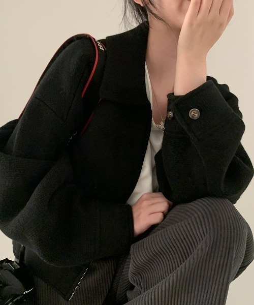 Aelina(エリナ)の「ポロカラーダブルジップショートジャケット(その他アウター・レディース・グレー/ネイビー/ブラック・FREE)」の6枚目の写真