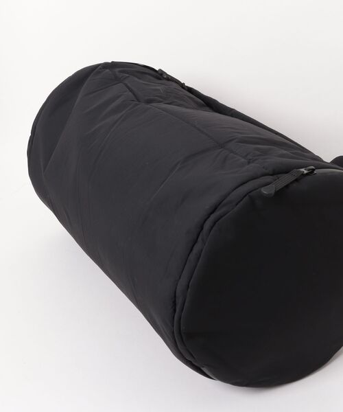 MAKAVELIC(マキャベリック)の「【BD】【MAKAVELIC】【Cloud 3way Boston Bag】(ボストンバッグ・メンズ・カーキ/ダークネイビー・ONESIZE)」の4枚目の写真