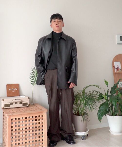 TNGT(ティーエヌジーティー)の「Oversized Faux Leather Car Coat (Black) TNJU6F109BK(ライダースジャケット・レディース・その他・100/110/85/95/105)」の7枚目の写真