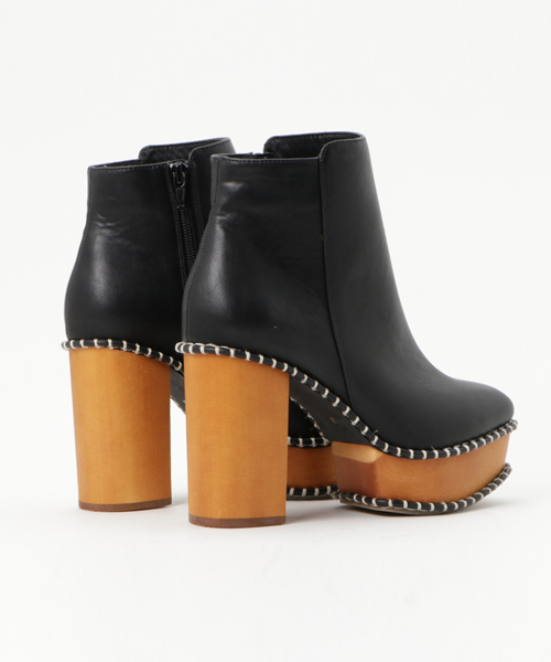 MOUSSY（マウジー）の「WOODEN HEEL BOOTS Ⅱ（ブーツ・レディース・ブラック・MEDIUM/SMALL）」の4枚目の写真