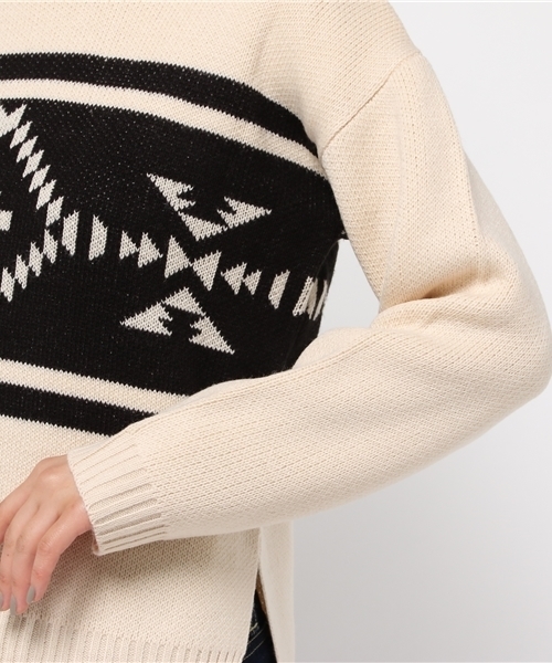 VENCEEXCHANGE（ヴァンスエクスチェンジ）の「オルテガ柄プルオーバー        （ニット/セーター・レディース・レンガ/オフホワイト/ブラック・MEDIUM）」の8枚目の写真