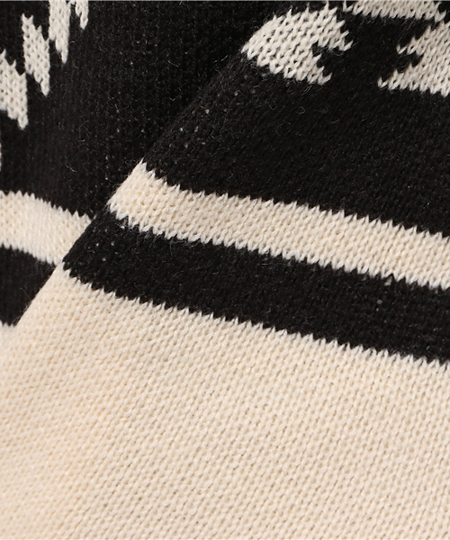 VENCEEXCHANGE（ヴァンスエクスチェンジ）の「オルテガ柄プルオーバー        （ニット/セーター・レディース・レンガ/オフホワイト/ブラック・MEDIUM）」の10枚目の写真