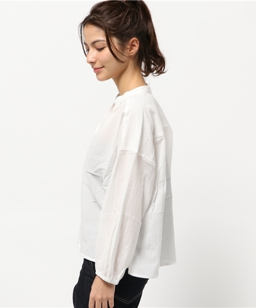 POU DOU DOU（プードゥドゥ）の「スキッパー前開きスモック（シャツ/ブラウス・レディース・オフホワイト/ピンク/グリーン/イエロー・3）」の6枚目の写真