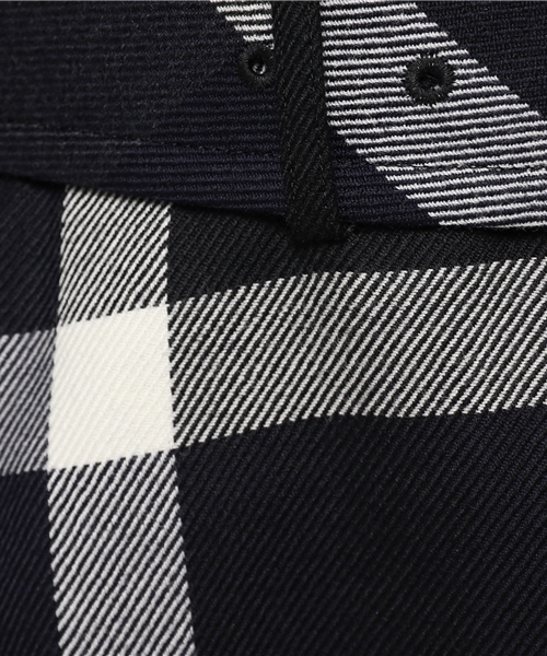 BLUE LABEL CRESTBRIDGE（ブルーレーベルクレストブリッジ）の「クレストブリッジチェック柄　ワンピース（ワンピース・レディース・オフホワイト/ネイビー/レッド・34/36/38）」の14枚目の写真