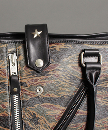 schott（ショット）の「Schott/ショット/TIGER CAMO RIDERS TOTE BAG