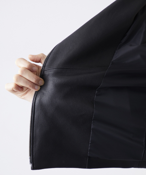 STUDIOUS（ステュディオス）の「MADE IN AOYAMA ラムレザーダブルライダースジャケット（ライダースジャケット・レディース・ブラック・0/1）」の11枚目の写真