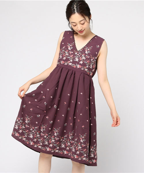 axes femme(アクシーズファム)の「刺繍入りワンピース(ワンピース・レディース・ダークブラウン/モカ/ワイン・MEDIUM)」の12枚目の写真