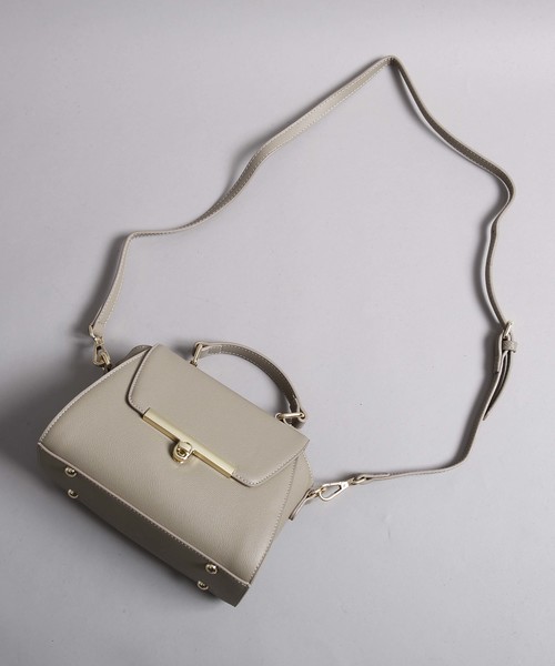 PLAIN CLOTHING（プレーンクロージング）の「フラップ2wayミニハンドバッグ（ショルダーバッグ・レディース・ブラック/キャメル/グレー・FREE）」の22枚目の写真