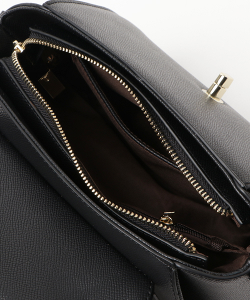 PLAIN CLOTHING（プレーンクロージング）の「フラップ2wayミニハンドバッグ（ショルダーバッグ・レディース・ブラック/キャメル/グレー・FREE）」の8枚目の写真