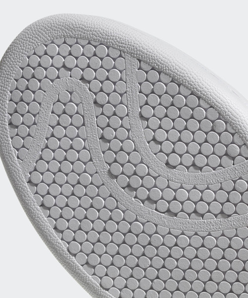 adidas(アディダス)の「スタンスミス STAN SMITH CF オリジナルス(スニーカー・メンズ・ホワイト・22.0cm/23.0cm/24.0cm/22.5cm/23.5cm/24.5cm/29.5cm/25.0cm/26.0cm/25.5cm/26.5cm/27.0cm/28.5cm/29.0cm/31cm/27.5cm/28.0cm/30.5cm/30.0cm)」の6枚目の写真