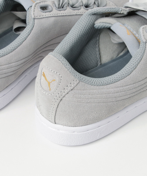 PUMA（プーマ）の「PUMA プーマ ビッキー リボン (WOMEN)（スニーカー・レディース・ブラック/グレー/レッド・22.5cm/23.5cm/24.5cm/25.5cm/23.0cm/24.0cm/25.0cm）」の6枚目の写真
